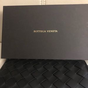 Bottega Veneta wallet